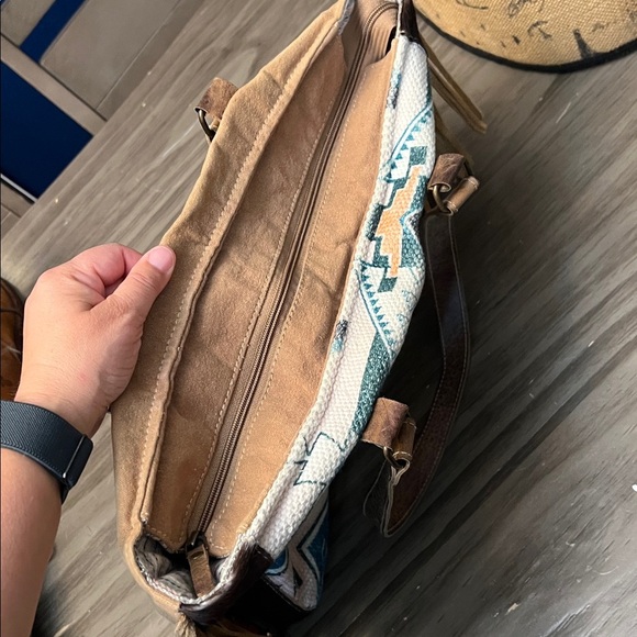 HOPOFLY BOHEMIAN CANVAS FUR LEATHER FRINGE LARGE TOTE BAG - Picture 6 of 16